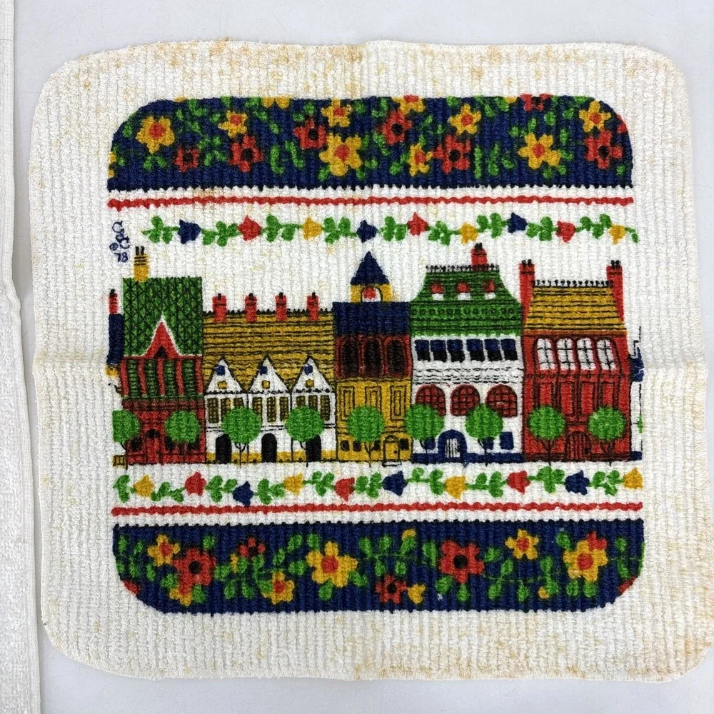 1970s Dish‎ Towel & Dishcloth Set by Sayco Kitchen Towels Row Home Country Town